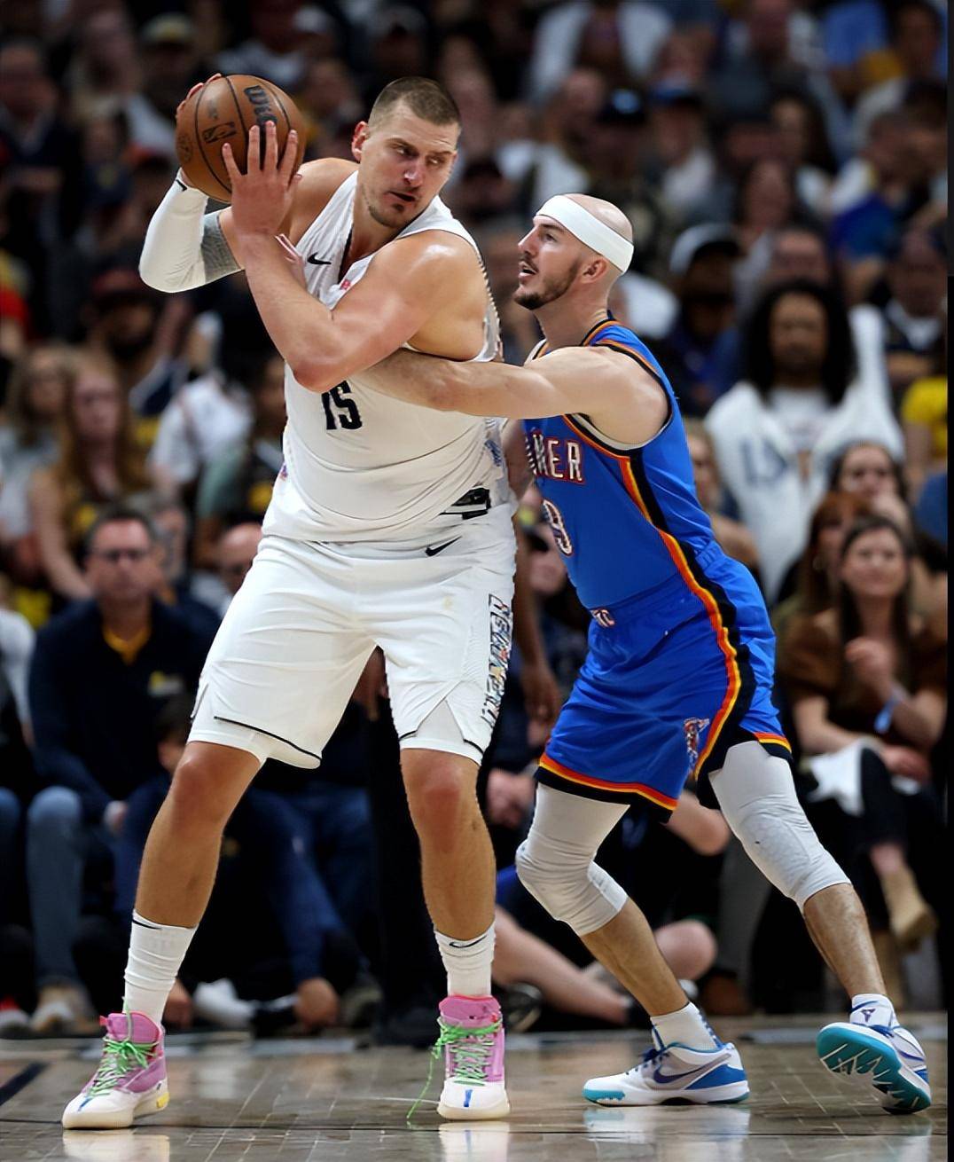 双浓眉32 双浓眉32