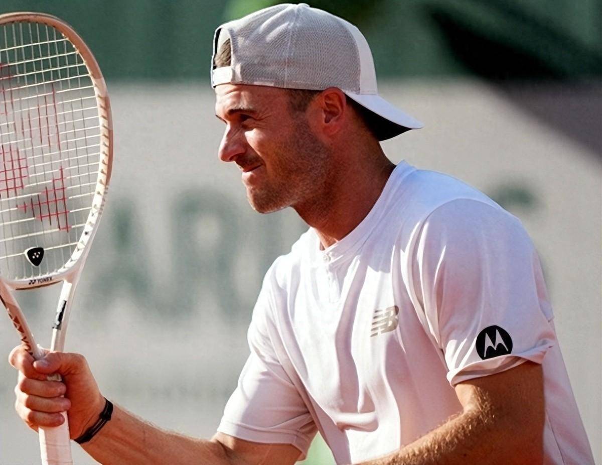 出和比赛经 出和比赛经